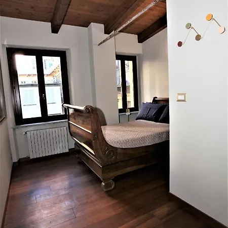 Torino, Centro - La Casa Dell'Artista & Parking * Turin