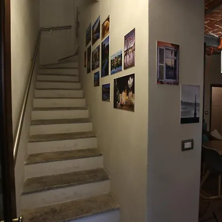 Torino, Centro - La Casa Dell'Artista & Parking