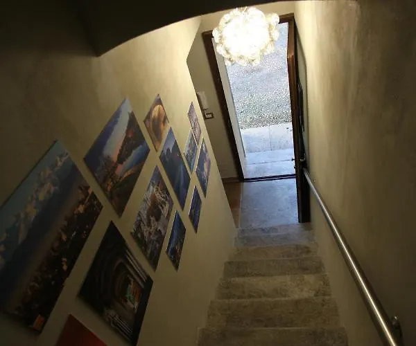 La Casa Dell' Artista Feriehus *